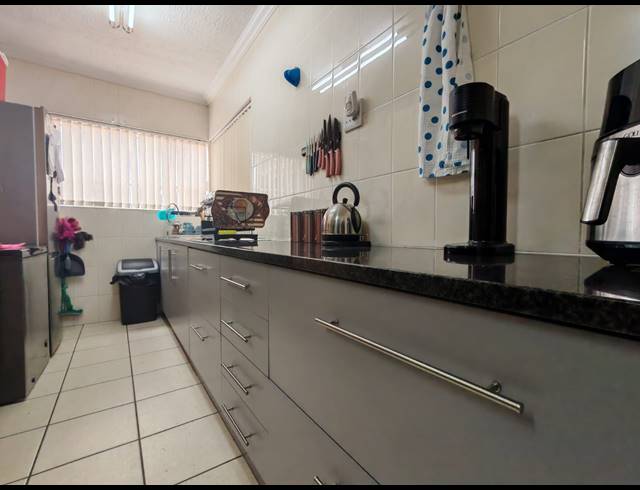 3 BEDROOM TOWNHOUSE FOR SALE IN THREE RIVERS